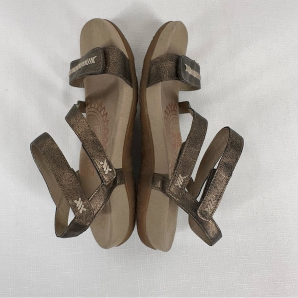 Aetrex Women's 40 (9-9.5) Gabby Bronze Adjustable Sandals - Picture 9 of 17